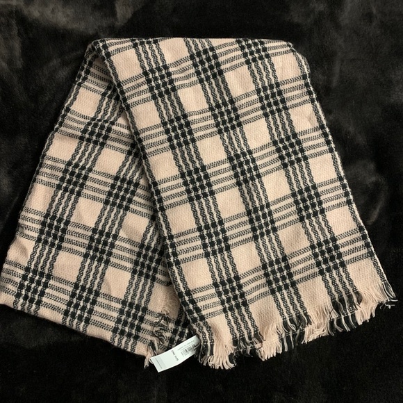 NWT 3pcs Old Navy Fringed Oversized Flannel Scarf for Women - Picture 10 of 13
